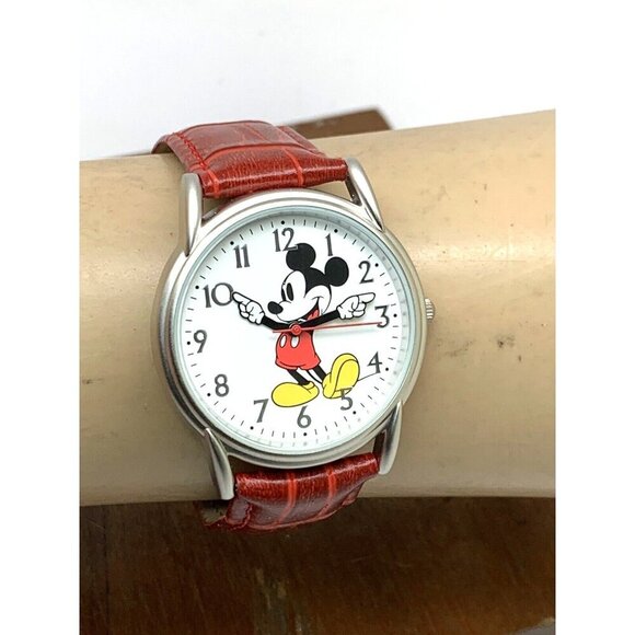 Disney Mickey Mouse Women\'s Watch White Dial 35mm Red Leather Band WDS000402